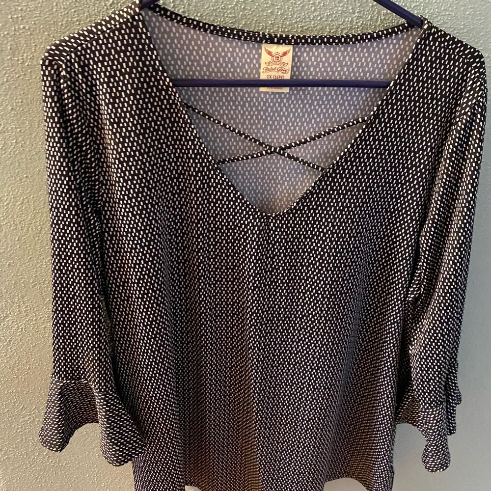 Black & white top.